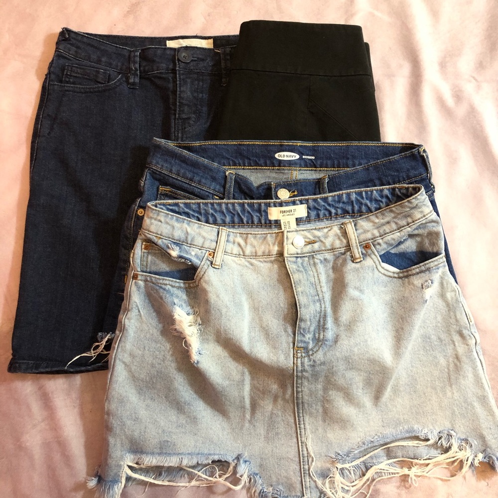 Size 4 Summer Bundle 3 Skirts/ 1 short